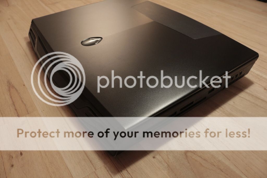 Alienware M17x-R2 | intel core i7-740Q | Ram 8gb | SSD 120gb và HDD 500gb | 2gb VGA (Fullbox) - 1