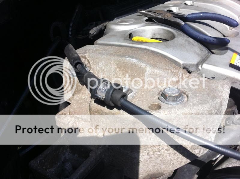 Renault Master Accelerator Throttle Cable Plastic Clip